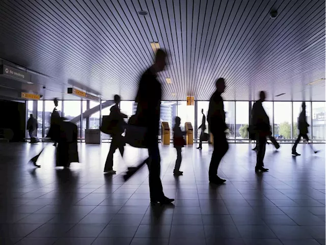 Airports see smoother travel than 2022 but brace for headaches | Business