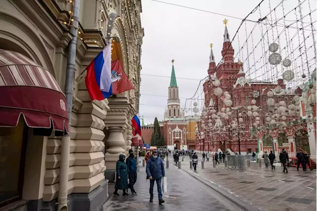 Business Maverick: Russian Economy Shrank 2.1% Last Year, Less Than Once Expected