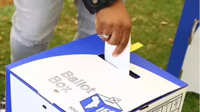 South Africans urged to register online for 2024 polls - SABC News - Breaking news, special reports, world, business, sport coverage of all South African current events. Africa's news leader.