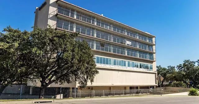 Historic Dallas Braniff building hits the market again