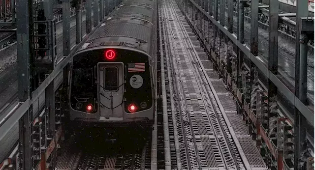 MTA urges social media companies to remove subway surfer videos after teen’s death