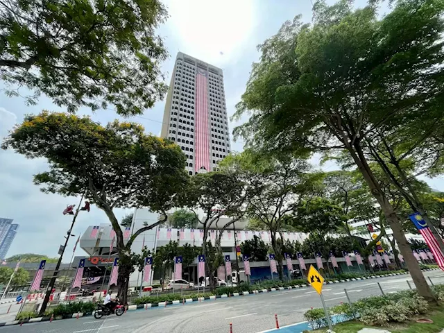 Budget 2023: RM176mil to upgrade business premises at govt buildings in KL