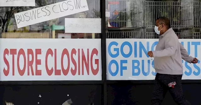 Business economists see recession in 2023 despite recent signs of hope