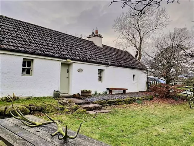 This quaint stone cottage near Glendalough is on the market for €245,000 | IMAGE.ie