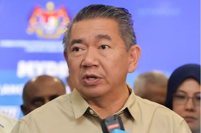 Salahuddin: Domestic Trade Ministry to form panel to help resolve recording industry issues