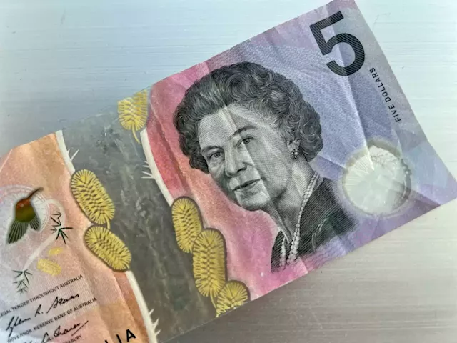 Australia won't put King Charles on new $5 bill, instead opting for a design honoring Indigenous people | Business Insider