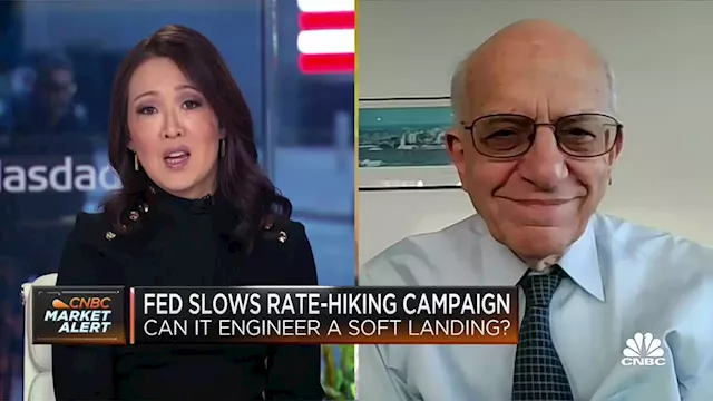 Jeremy Siegel sees stocks rallying 10%-15% in 2023 as lower rates outweigh a mild recession