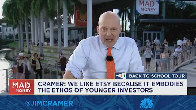 Jim Cramer says he likes these 3 junior growth stocks for younger investors