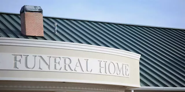 A 66-year-old woman who was presumed dead woke up gasping for air in a body bag at a US funeral home | Business Insider