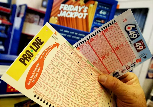 A teenager won R625 million in the lottery with the first ticket she ever bought 'for fun' | Business Insider