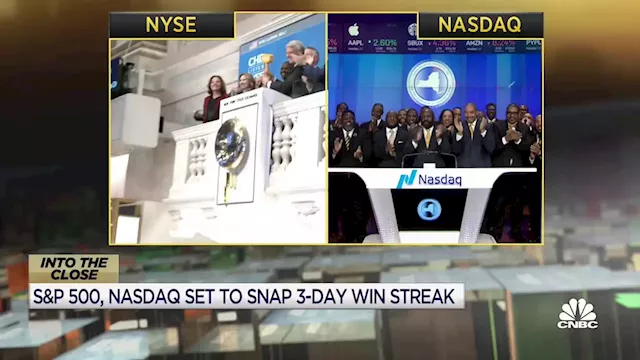 Stocks fall on Friday, but S&P 500 notches winning week as strong 2023 continues