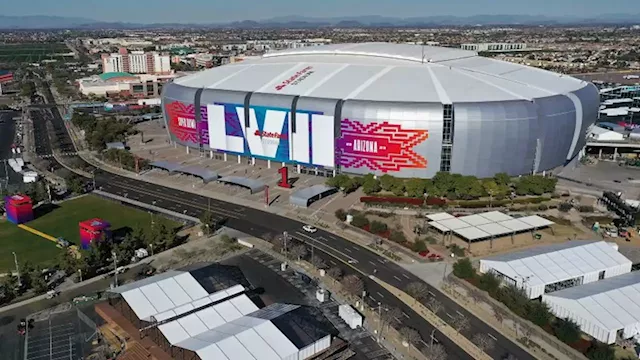 After the Super Bowl, State Farm stadium will have tons of leftovers. Here's how that food will get to to people in need fast | CNN Business