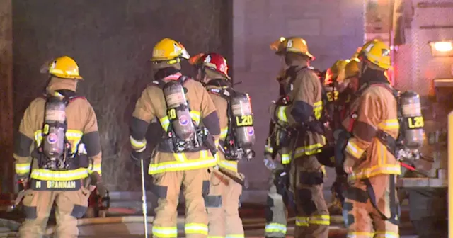 Phoenix fire crews extinguish two business fires overnight