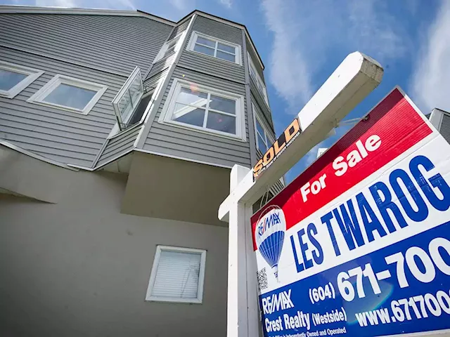 Investors own a big chunk of Canada's housing market. Should we be worried about that?