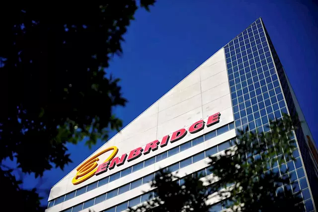 Enbridge expects annual earnings per share growth of 4-6% through 2025