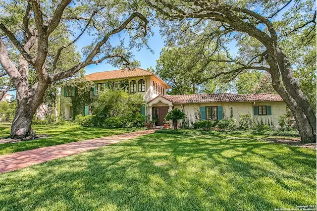 San Antonio mansion with ties to businessman and adventurer Tom Slick back on the market