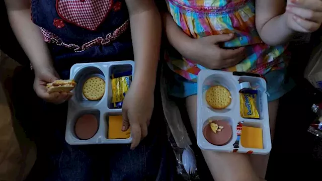 Lunchables are going to be rolled out directly to students. Here's what's in them | CNN Business