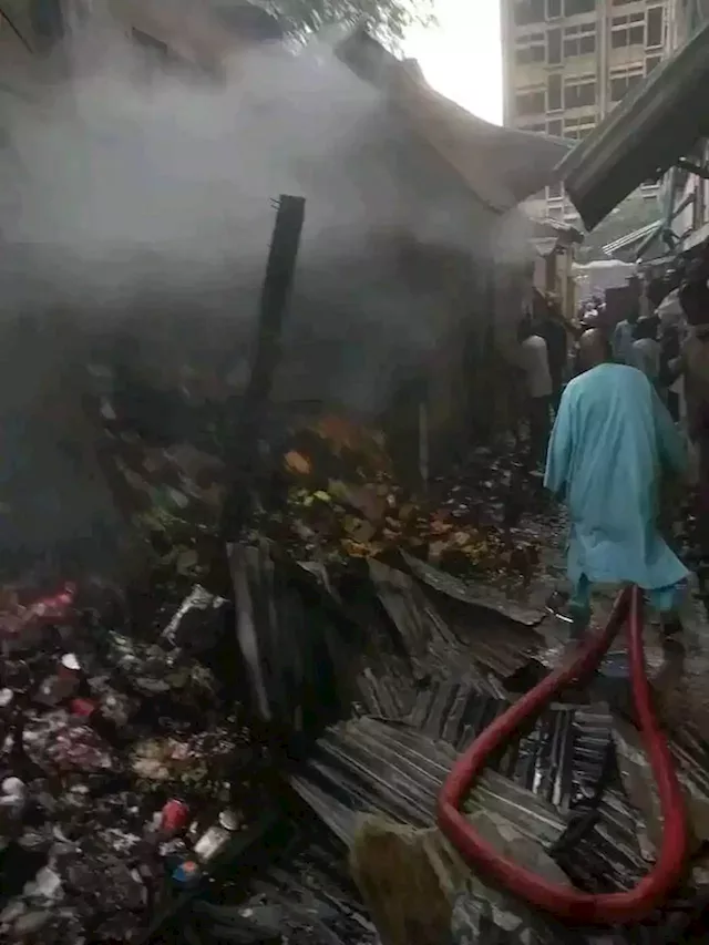 Fire razed down popular foodstuffs market in Kano