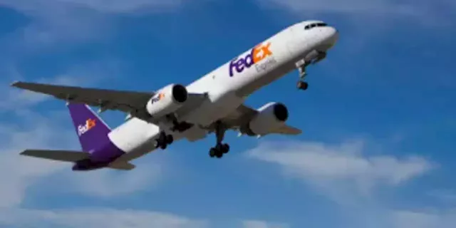 FedEx stock rises after analyst urges investors to buy ahead of earnings