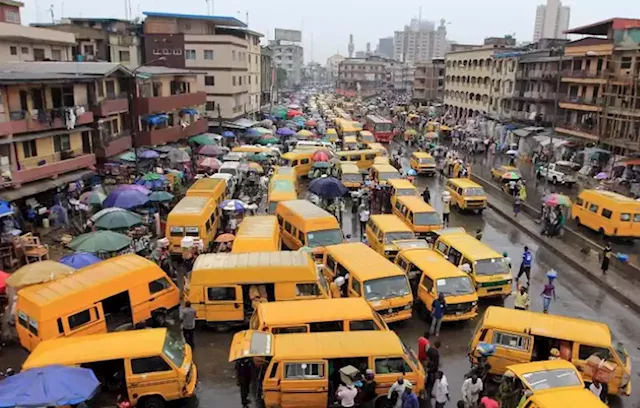 Guber election: Commercial drivers defy heavy security, do brisk business in Lagos