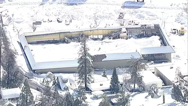 Roof of Crestline grocery market collapses due to heavy amounts of snow, crushing everything inside