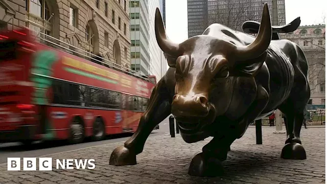 Stocks rebound as US and UK seek to calm investors