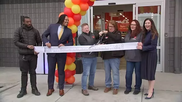 'This market is needed:' Neighbors celebrate opening of new grocery store in North Philadelphia