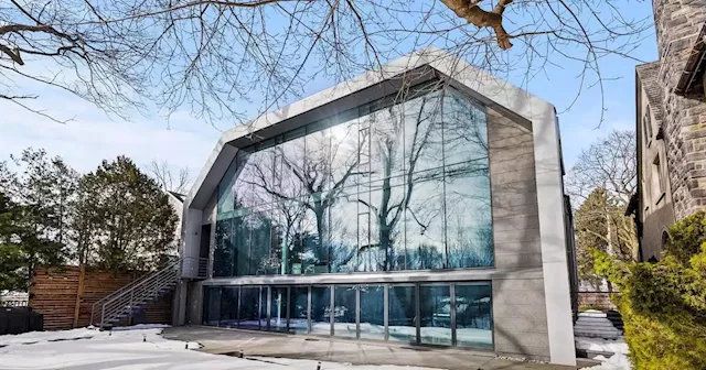 Futuristic glass house hits Toronto market for $14.75 million