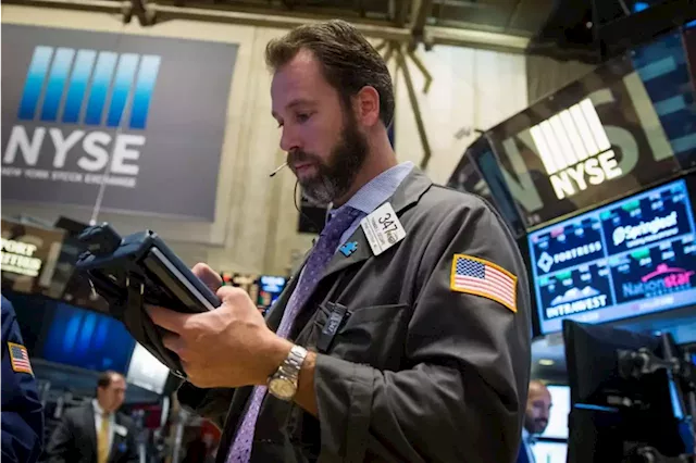 Stock Market Today: Dow sidesteps fresh bank worries to notch secondweekly gain By Investing.com