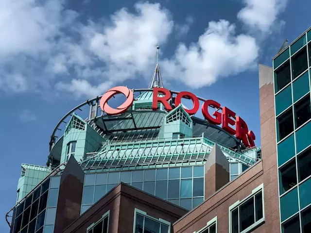 Rogers and Shaw still waiting for key ISED approval days ahead of new merger closing date