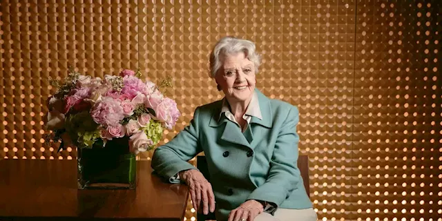 WSJ News Exclusive | Angela Lansbury’s Longtime L.A. Home Hits the Market for $4.495 Million