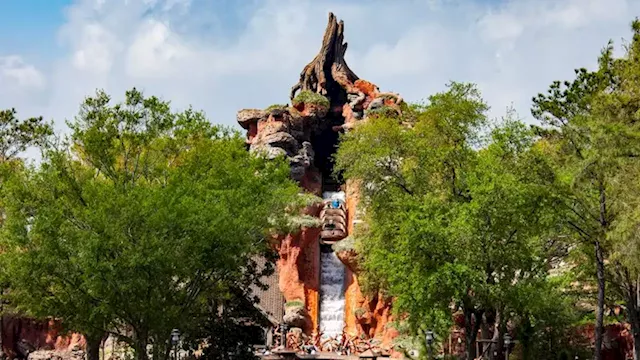 Why the 'zip-a-dee-doo-dah' lyric is so controversial — and why Disneyland has removed it | CNN Business