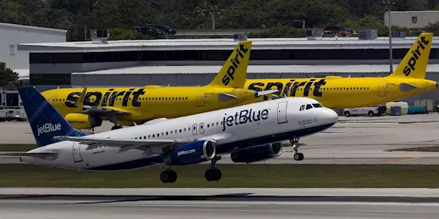 DOJ Sues to Block 'Blatantly Anti-Competitive' JetBlue-Spirit Airlines Merger