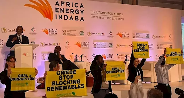 JUST IN | Mantashe speech at Africa Energy Indaba disrupted by Greenpeace activists | Business