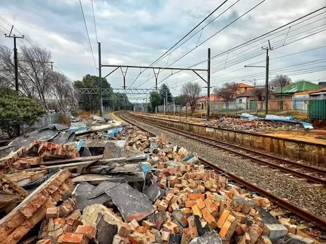 Govt’s road and rail plan has failed – so it plans to do the exact same thing for the next 5 years | Business