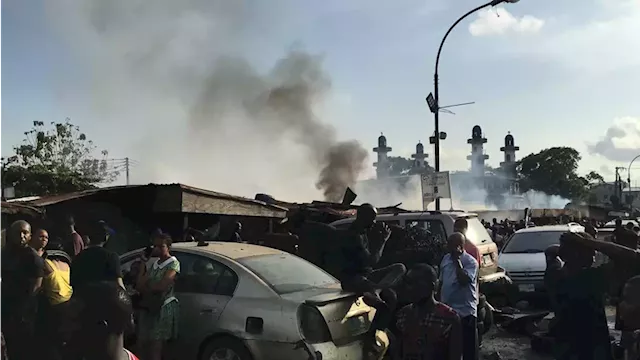 Political Thugs Burn Down Auto Spare Parts Market In Lagos State, Shoot Several Persons | Sahara Reporters