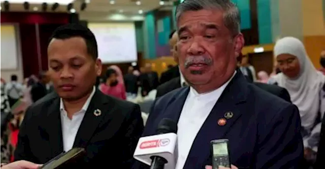 Nothing to hide in decision to award egg importation contract to company: Mohamad Sabu