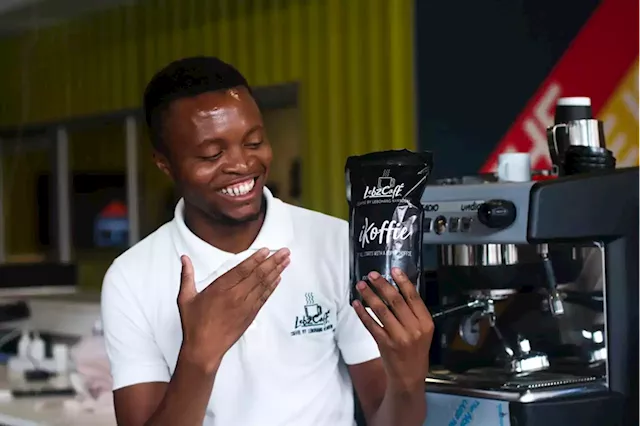 WATCH | 'Contribute to change': Gauteng entrepreneur takes his coffee business to greater heights | News24