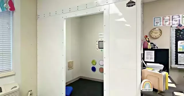 US company creates bulletproof safe rooms to protect kids in schools