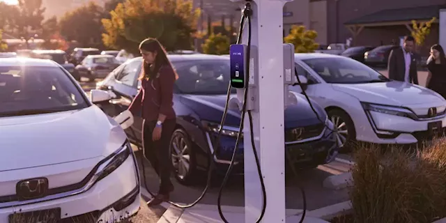 WSJ News Exclusive | Italian Company Plans 10,000 Fast Chargers Across U.S. to Meet EV Demand