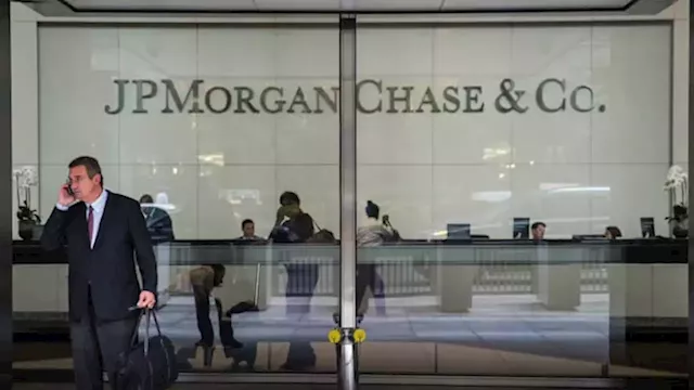 Stocks making the biggest moves before the bell: JPMorgan Chase, Wells Fargo, PNC, Lucid, Express & more