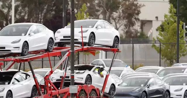 Tesla sets new company record after delivering more than 422,000 EVs in Q1 2023 | Engadget