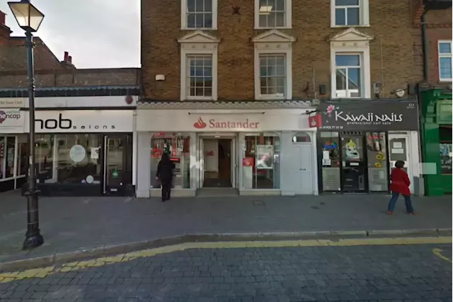 Former High Street bank on the market for £45,000 per year