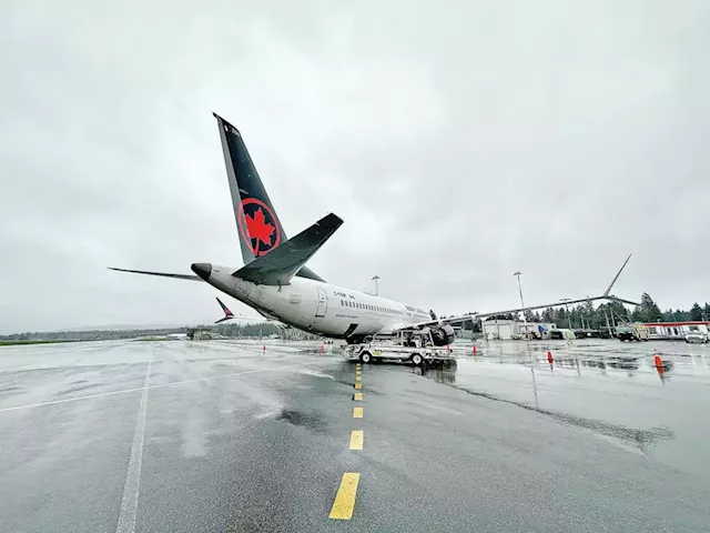 Max 8 landing brings promise of more business at Nanaimo airport