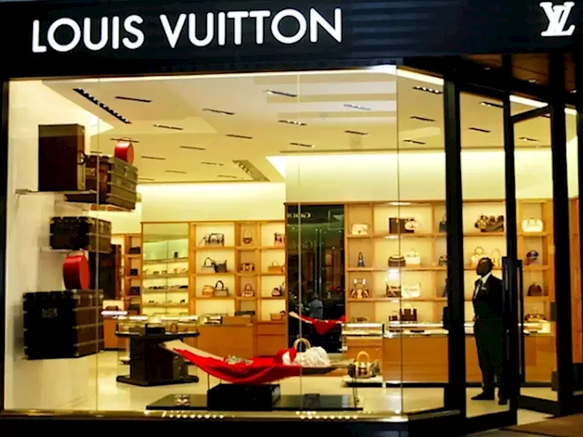 Louis Vuitton Becomes First EU Company To Reach $500 Billion In Value