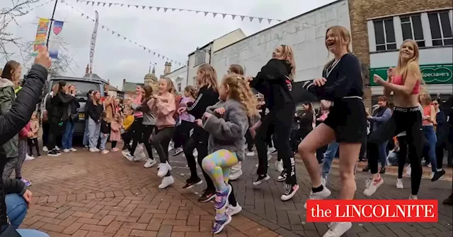 Spalding dance school flash mob wows crowd on market day