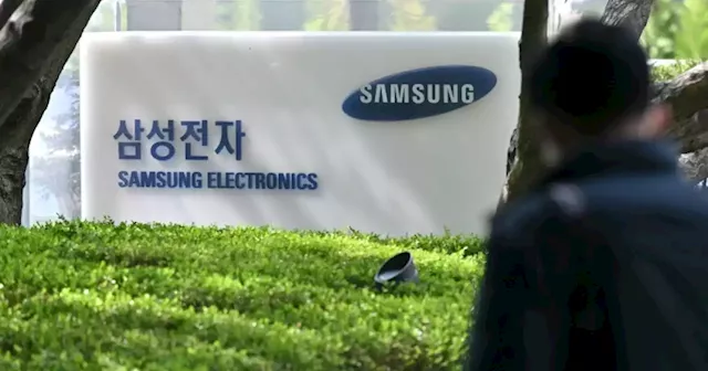 Samsung Electronics logs worst quarterly earnings in 14 years