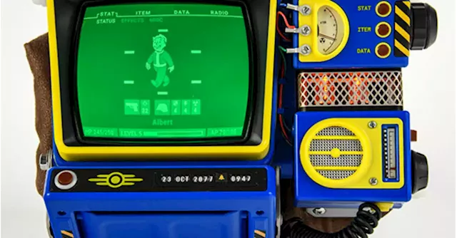 Fallout 76 Pip Boy Replica Vault Tec Ver. Debuts from The Wand Company