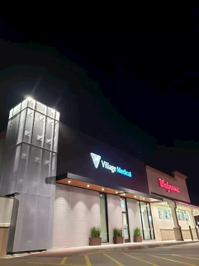 As Walgreens Melds Doctors And Pharmacies, Prescription Business Takes Off