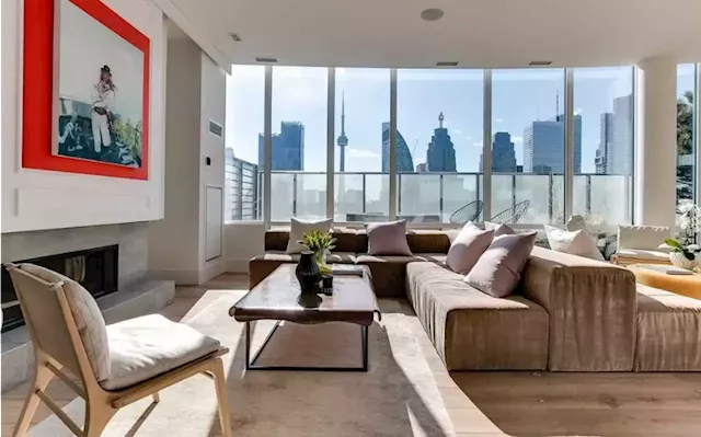 St. Lawrence Market Penthouse Serves Sweeping Toronto Views